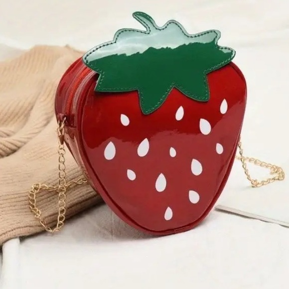 3/$20 Red Strawberry Shoulder Bag Crossbody
Purse NEW - Picture 1 of 14
